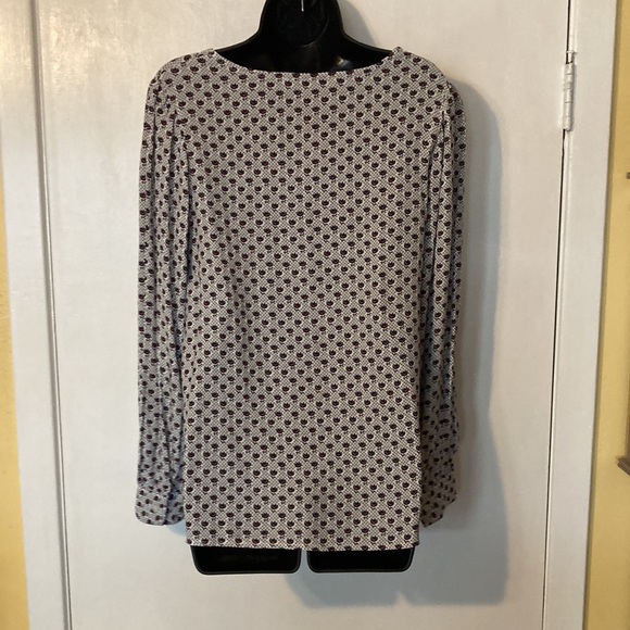 NWT LOFT Women’s Graphic Floral Print Square Neckline Blouses 2-Pack Bundle - Picture 5 of 10